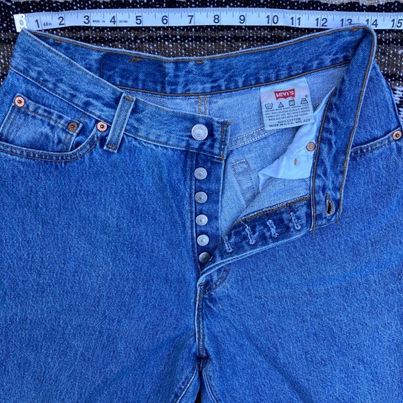 Vintage Levi’s 501 - Picture 2 of 5